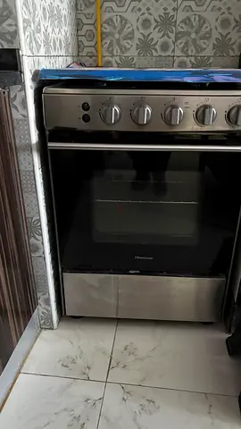My Hisense freestanding gas oven and stove - good working condition. Selling because of moving out
