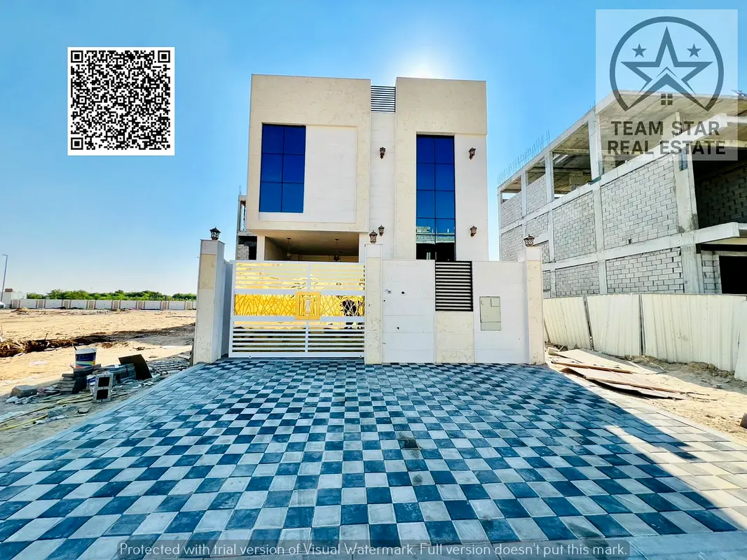 🏡 تاون هاوس للإيجار – 3 غرف ماستر | 80,000 درهم تاون هاوس مميز بموقع استراتيجي، يتكون من 3 غرف نوم ماستر، بالإضافة إلى صالة واسعة، مجلس، وغرفة خادمة.