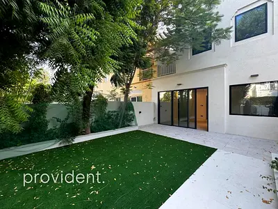 Fully Upgraded I 3 Bedroom I Close to Pool