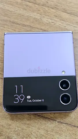 SAMSUNG FLIP 4