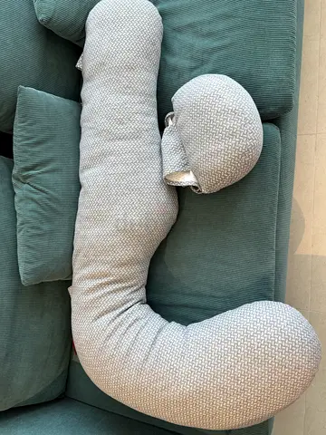 Momcozy Nursing / Feeding Pillow - Light Grey (Good Condition)