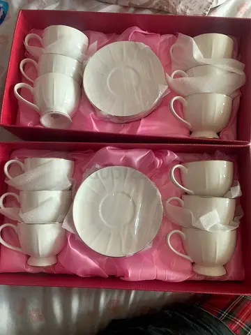 Teacups set