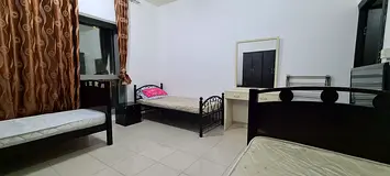 bedspace available for lady in Tecom Barsha Heights  next to DIC metro station