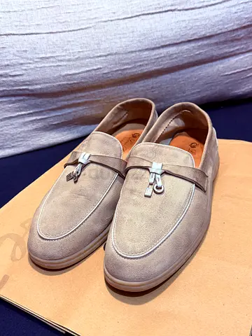 Loro piana summer walk authentic size 39