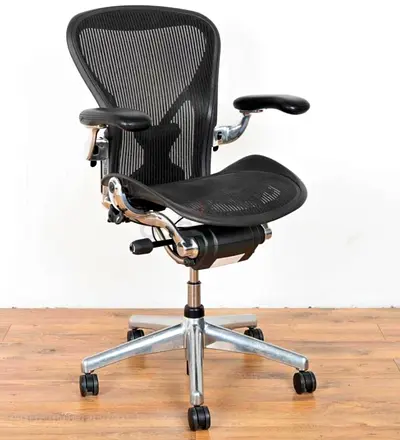 Free Delivery Herman Miller Ergonomic Office Chair with Adjustable Armrests and Lumbar Support