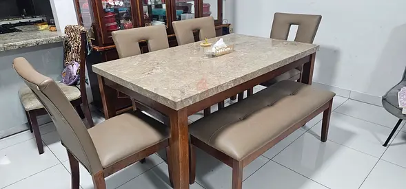 Dinning table
