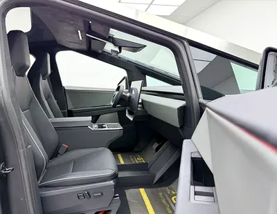 2026 Tesla CYBERTRUCK 缩略图 15