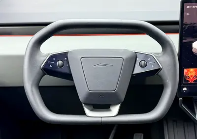 2026 Tesla CYBERTRUCK 照片 7