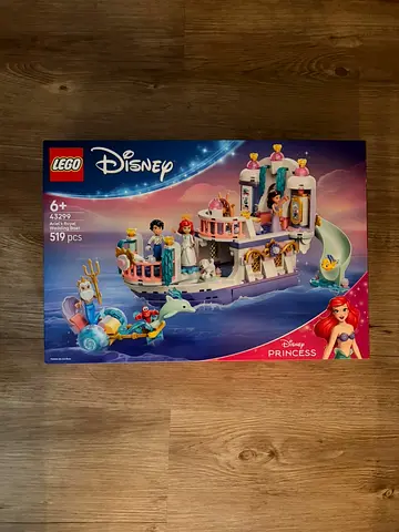 BARGAIN BRAND NEW LEGO 43299 DISNEY  ARIEL’S ROYAL WEDDING BOAT