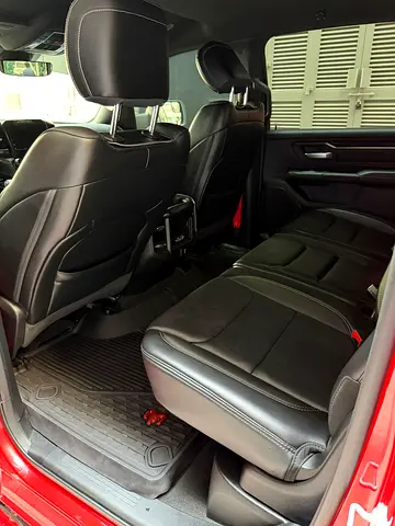 2022 Dodge RAM 1500 — миниатюра 12