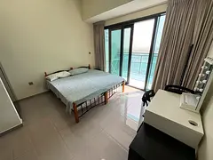 Nice master room with balcony/bathroom is available in business bay