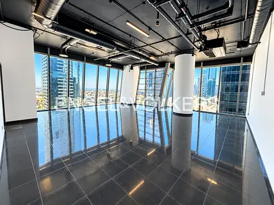 Corner Unit | Vacant | Close To Metro