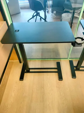 Adjustable Height Side Table / Laptop Stand - Black