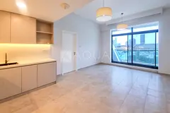 Semi Furnished | 1 Bedroom | Fully Upgraded
