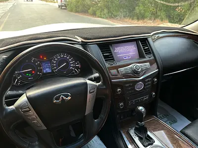 2015 Infiniti QX80 照片 5