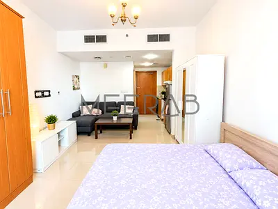 Furnished Studio | With Balcony | High Floor | Vacant