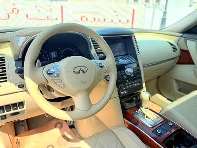 2014 Infiniti QX70 — фото 10