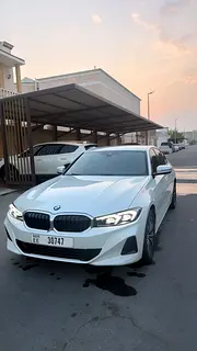 2025 BMW 320
