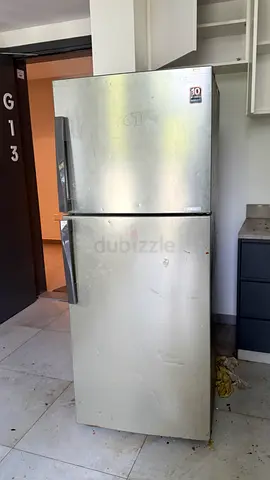 Used Top Freezer Refrigerator - Normal Working Condition freezer and down 2 shelf working perfect