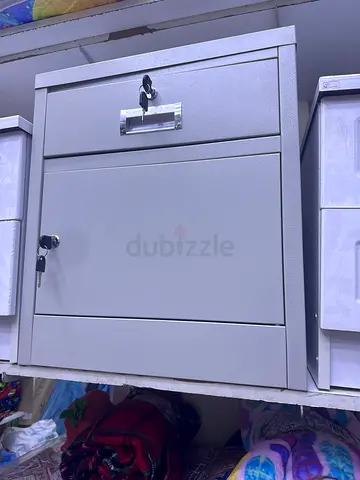 Small Lockable Metal Storage Cabinet - Good Condition