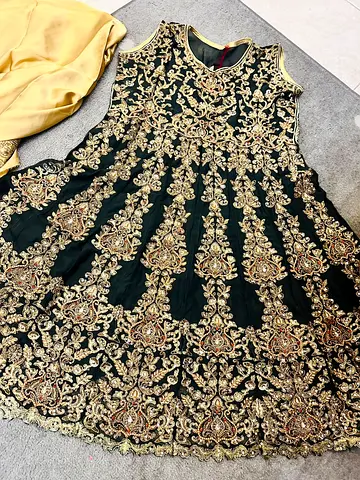 Wedding Party wear for sale Pakistani dresses from pakistan.Urgent Sale