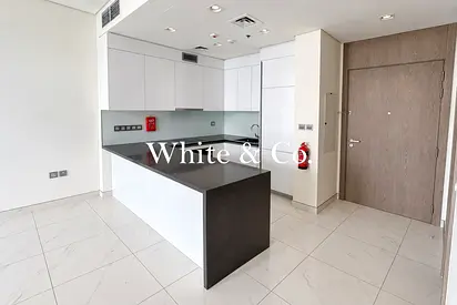 District One Living | 1 Bedroom | 2 Baths
