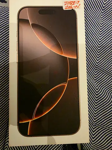 Iphone 16 pro 256 desert titanium