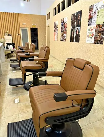 Luxurious Ladies salon at premium location in ajman