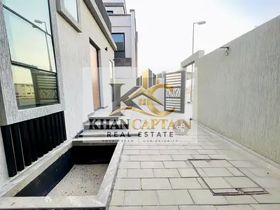 Luxury Living Villa 3BR in Hoshi Lavish Offer
