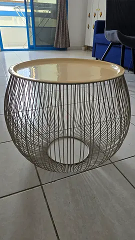 Round Wire Frame Side Table with Removable Tray Top
