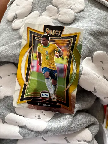 Rodrygo Select FIFA collectible football trading card