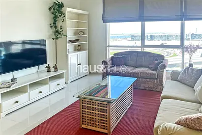 Natural Light | Fully Furnished | Well Kept