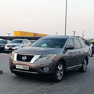 Nissan Pathfinder Platinum 2013 GCC Specs