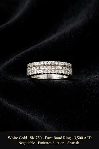 18K White Gold Pave Diamond Band Ring - Size Not Specified
