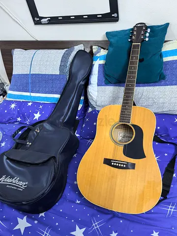Acoustic Guitar (Ariyana) with Bag