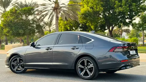 صورة 8 لـ 2023 Honda ACCORD