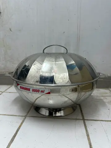 Stainless Steel 8L Insulated Hot Pot / Food Server (8,000 ml)