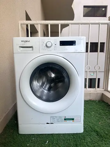 Whirlpool Front Load Washing machine like new only spinning not working