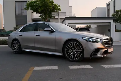 Mercedes-Benz S 500 L 4MATIC 2024 (GCC) | Full Option AMG Line | Rear Screens