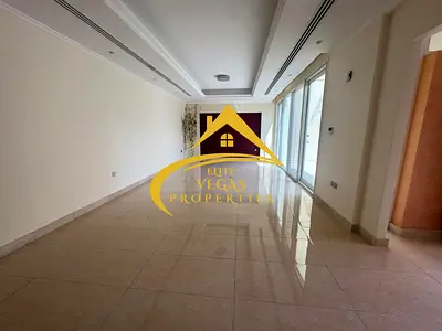 VACANT | 3 BEDROOM | SUSTAINABLE LIVING