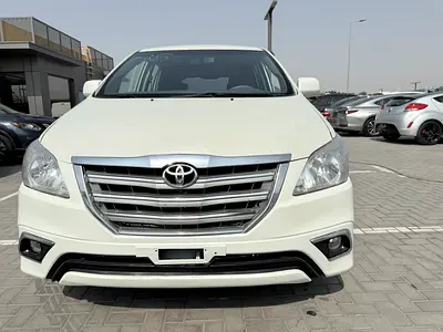 2015 Toyota INNOVA 照片 10