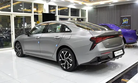 2025 KIA K5 照片 6
