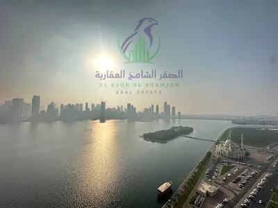 شقة 3 غرف وصالة في المجاز 1 بالشارقة، 4 حمامات وغرفة غسيل. مساحة مثالية وموقع حيوي يناسب العائلات. تواصل معنا للمزيد من التفاصيل!