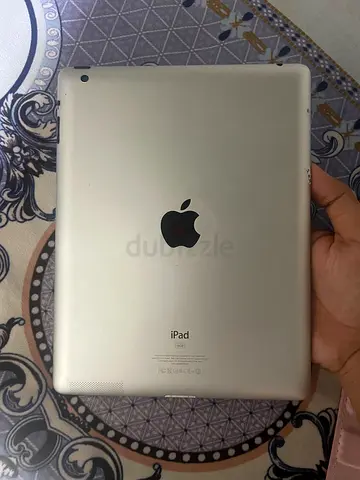 Apple iPad (Silver) - Used, Good Condition