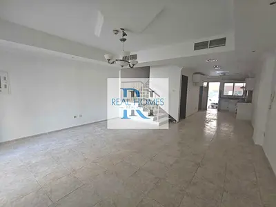 3BR Townhouse with Maid’s Room! Near Circle Mall! Ideal Unit.