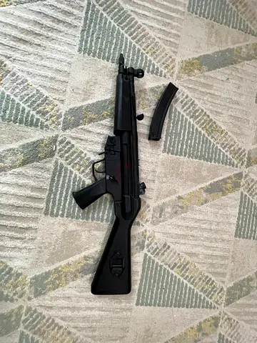 Airsoft toy gun mp5
