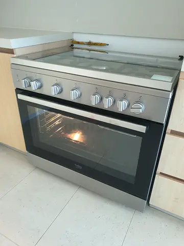 Beko Brand Full Gas Cooking Range For Sale 90CM