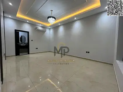 فيلا للبيع — تشمل الكهرباء والمياه وتكييف الهواء. الملكية الحرة متاحة لجميع الجنسيات. موقع متميز بالقرب من المركز التجاري