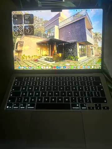 Mac book Air M5