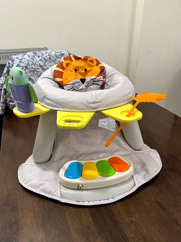 Baby dinning seat